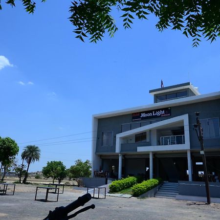 Hotel Moonlight & Restaurant Sehore Buitenkant foto