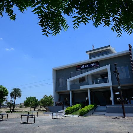 Hotel Moonlight & Restaurant Sehore Buitenkant foto