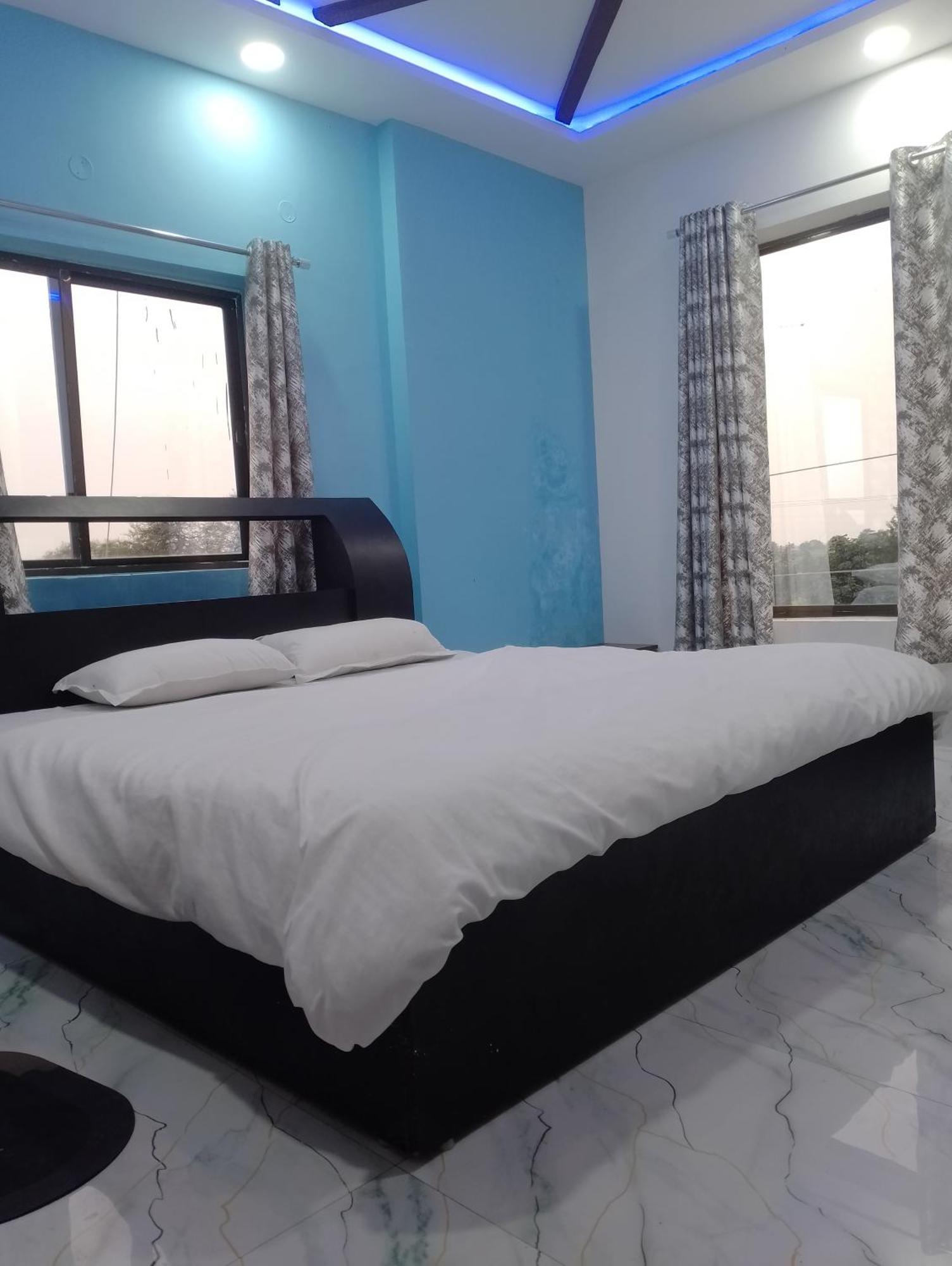 Hotel Moonlight & Restaurant Sehore Buitenkant foto