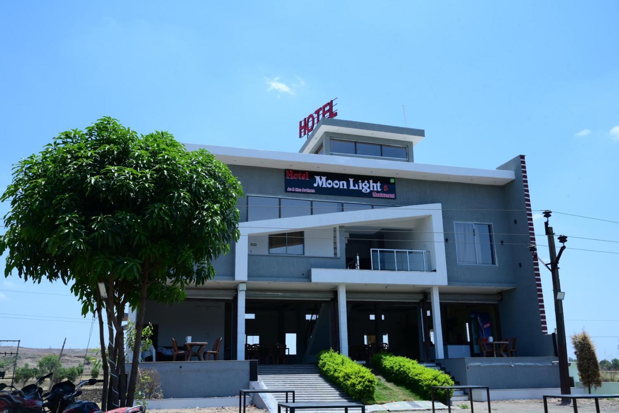 Hotel Moonlight & Restaurant Sehore Buitenkant foto