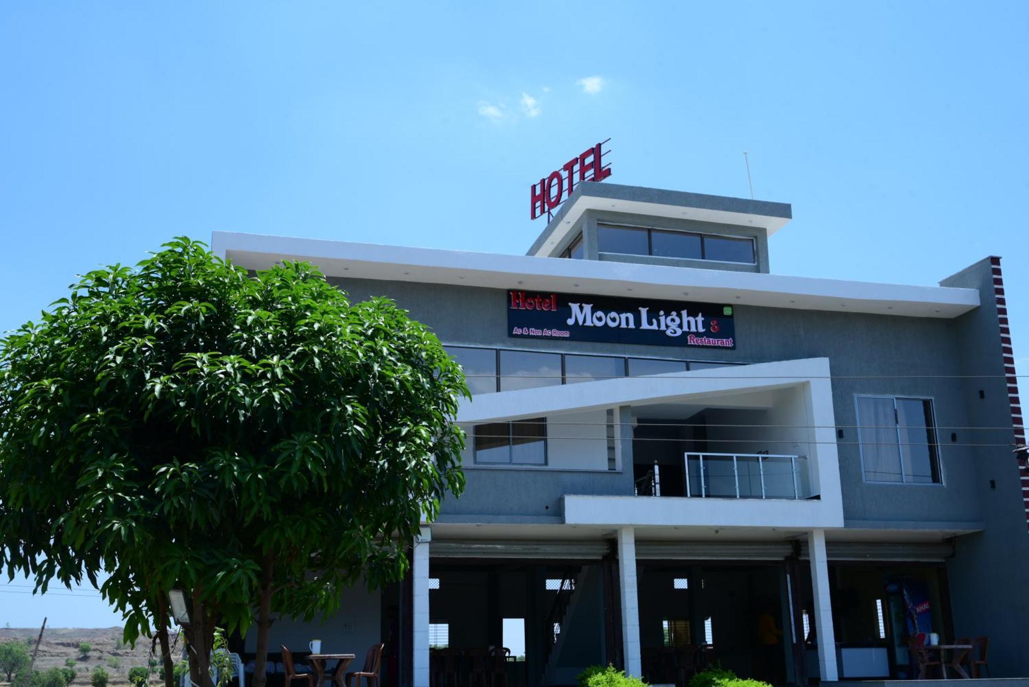 Hotel Moonlight & Restaurant Sehore Buitenkant foto