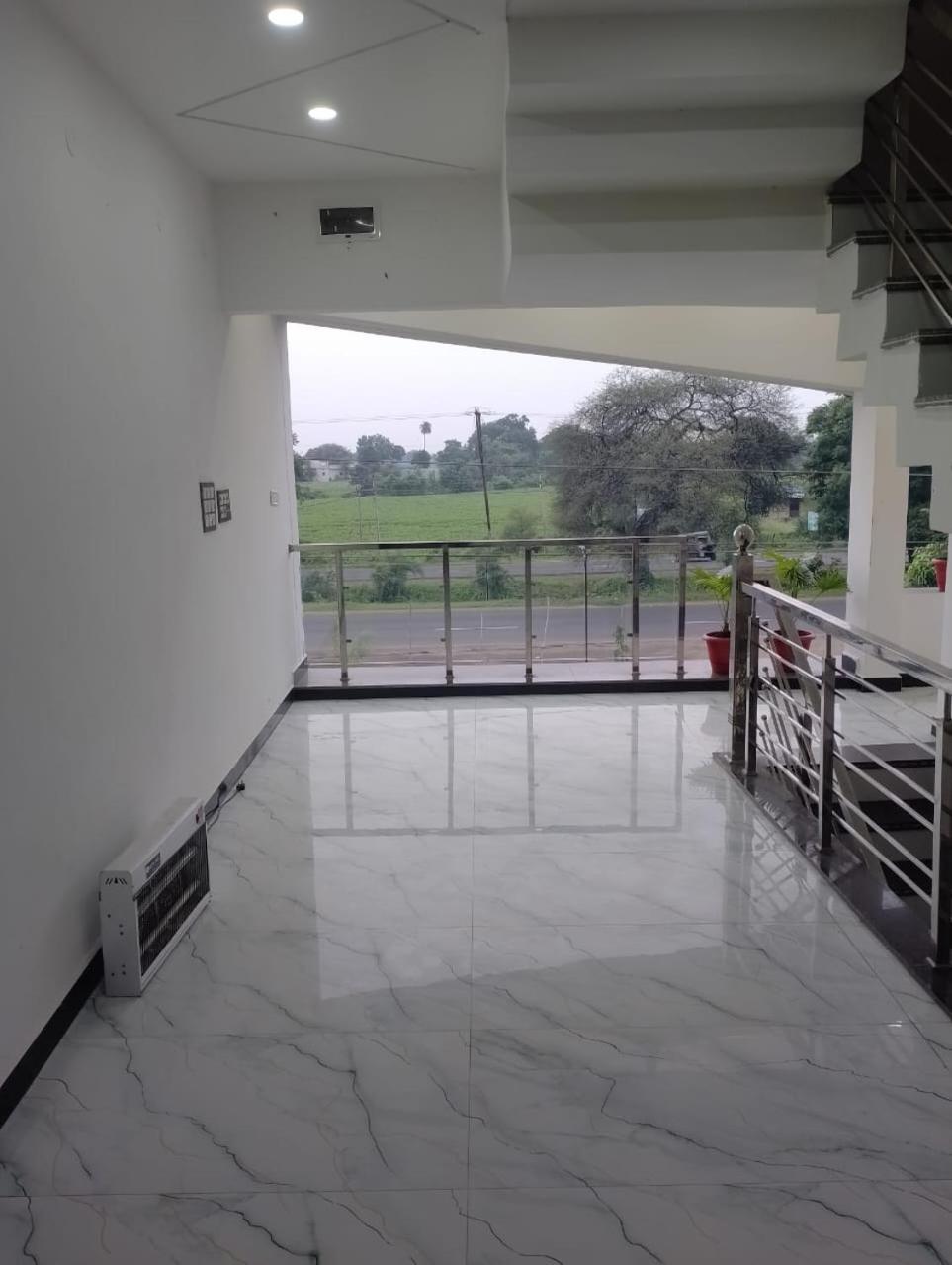 Hotel Moonlight & Restaurant Sehore Buitenkant foto